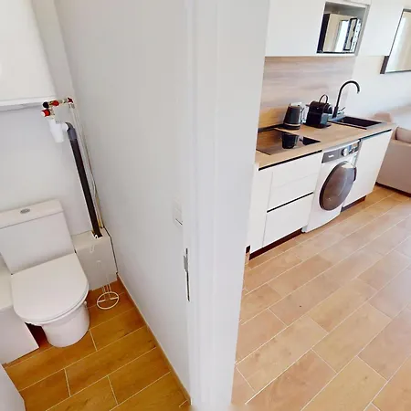 Renove Avec Climatisation Et Wifi En Dernier Etage, Vue A 公寓