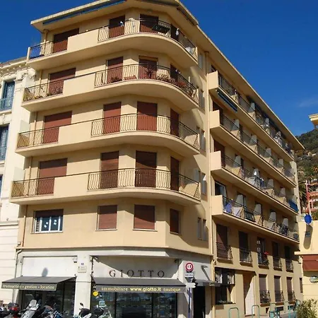 Renove Avec Climatisation Et Wifi En Dernier Etage, Vue A 公寓 *