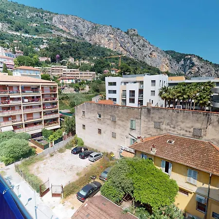 公寓 Renove Avec Climatisation Et Wifi En Dernier Etage, Vue A *